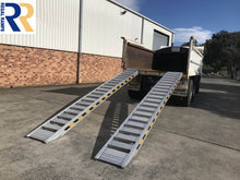 將圖片載入圖庫檢視器 4.5m 6トンヘビーデューティーラバートラック、ラバータイヤマシナリーローディングランプ-RRF605045