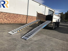 將圖片載入圖庫檢視器 5m 3Tonneヘビーデューティーラバータイヤ、ラバートラックマシナリーローディングランプ-RRB304050