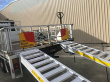 將圖片載入圖庫檢視器 3.5m 3トンヘビーデューティーラバータイヤ、ラバートラックマシナリーローディングランプ-RRB304035